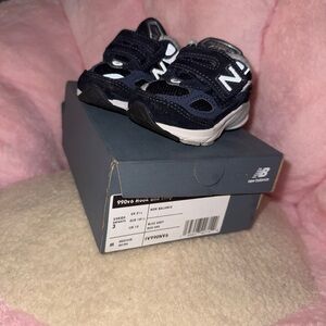 New Balance Infant Sneakers in Navy and White